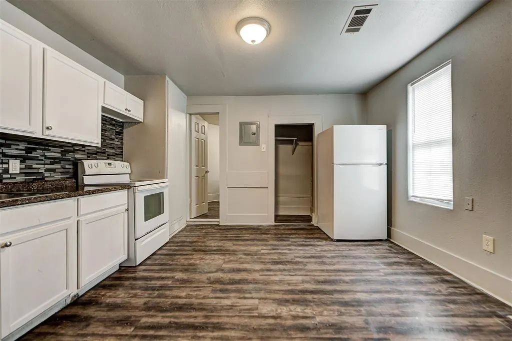 Photo 9 — 1315 NW 7th Street, Oklahoma City, OK 73106