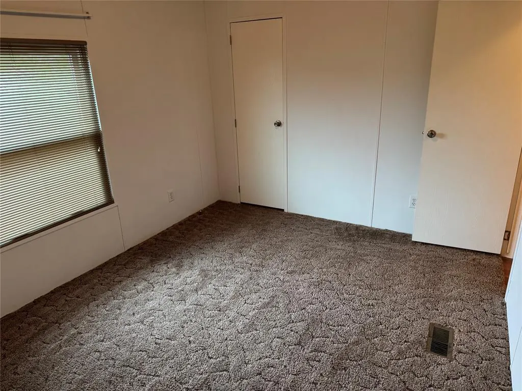 Photo 23 — 418 S Elm Street, Custer City, OK 73639