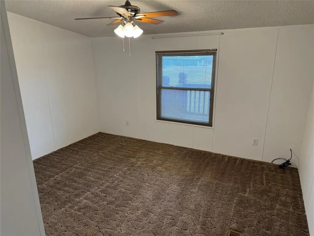 Photo 24 — 418 S Elm Street, Custer City, OK 73639
