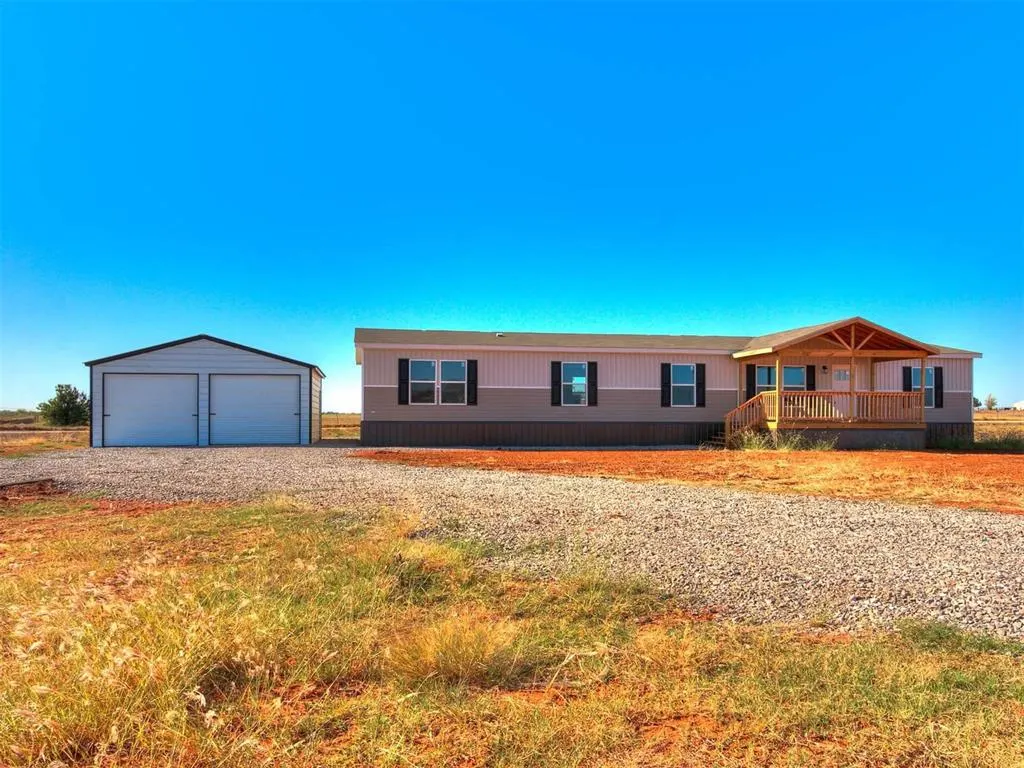 Photo 3 — 28992 Oakwood Meadows Drive, Cashion, OK 73016