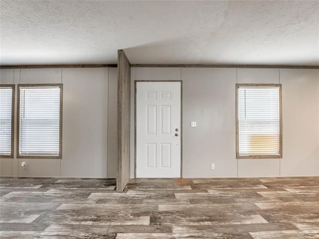 Photo 8 — 21253 Southerland Drive, Blanchard, OK 73031
