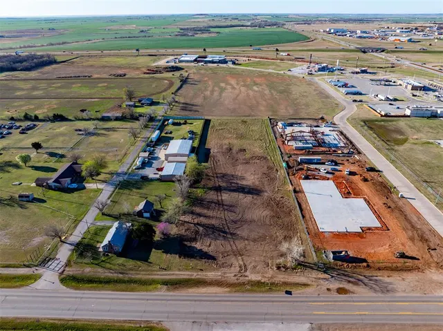 Photo 2 — 1904 E Highway 66 Highway, El Reno, OK 73036