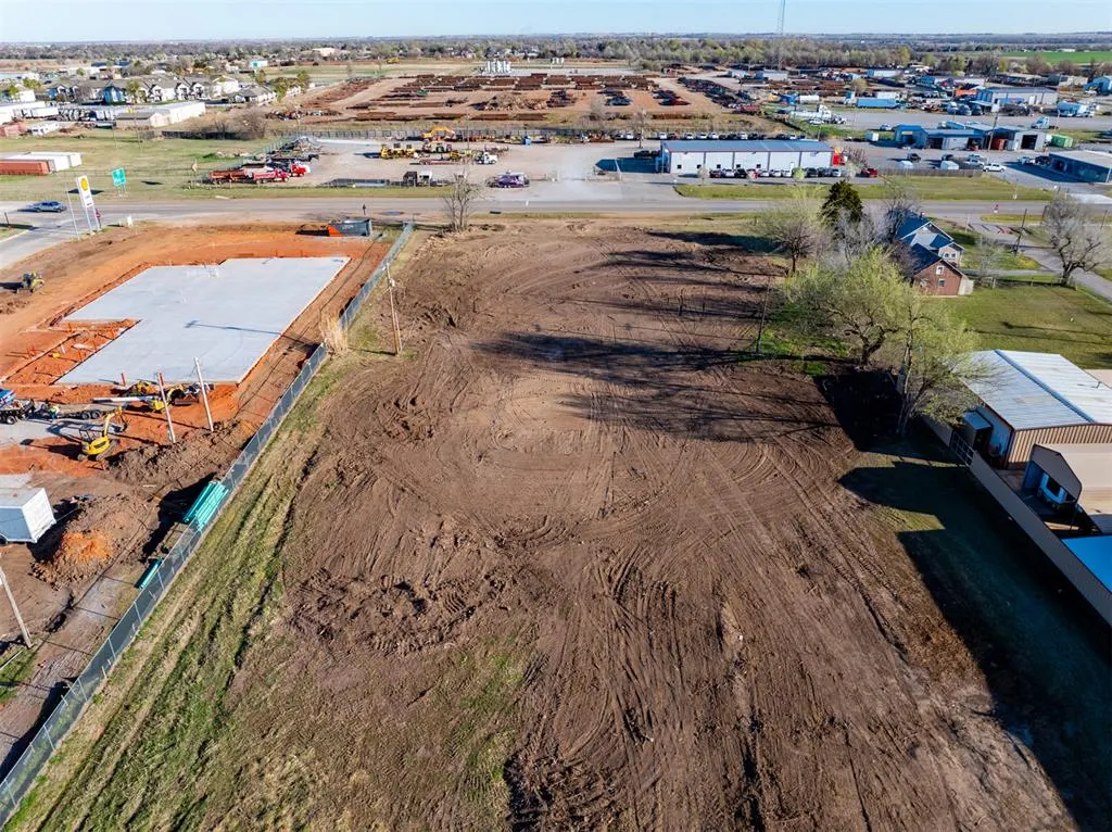 Photo 12 — 1904 E Highway 66 Highway, El Reno, OK 73036