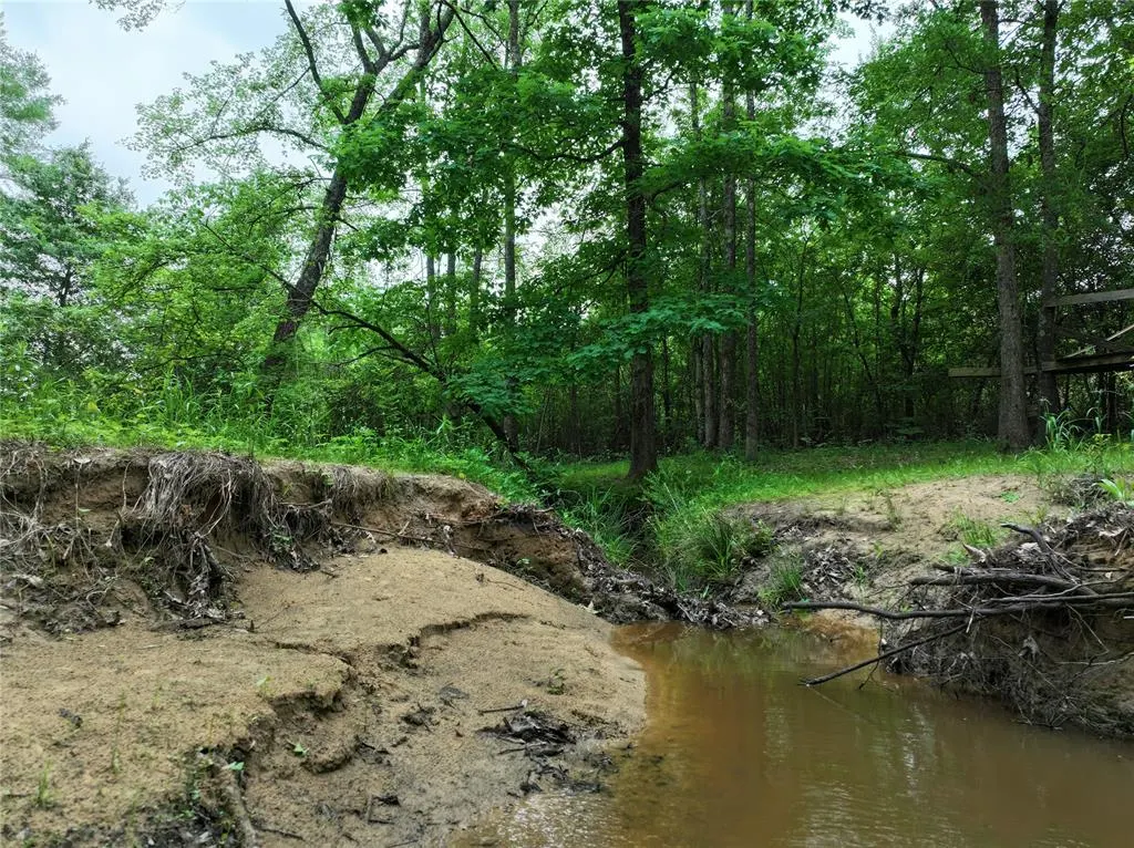 Photo 3 — 2260 Old Military Road, Broken Bow, OK 74728