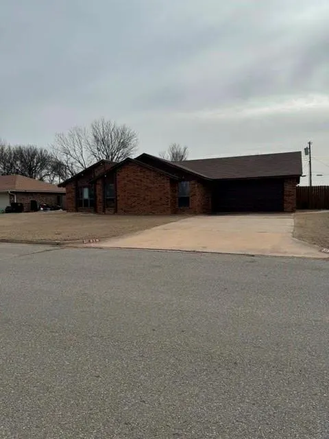 Photo 3 — 518 Sunset Drive, Watonga, OK 73772
