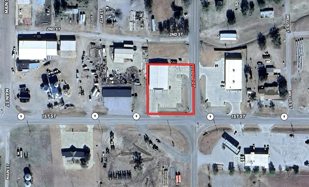Photo 13 — 215 E 1st Street, Granite, OK 73547