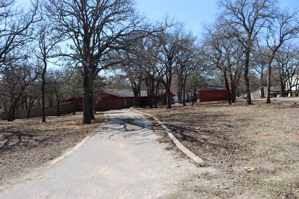 Photo 4 — 4835 Odom Drive, Duncan, OK 73533