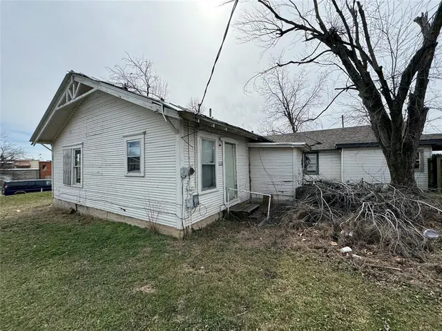 Photo 5 — 313 N Park Street, Seminole, OK 74868