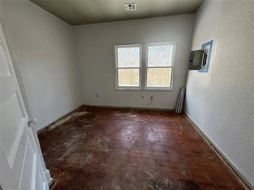Photo 18 — 1120 Eureka Street, Seminole, OK 74868