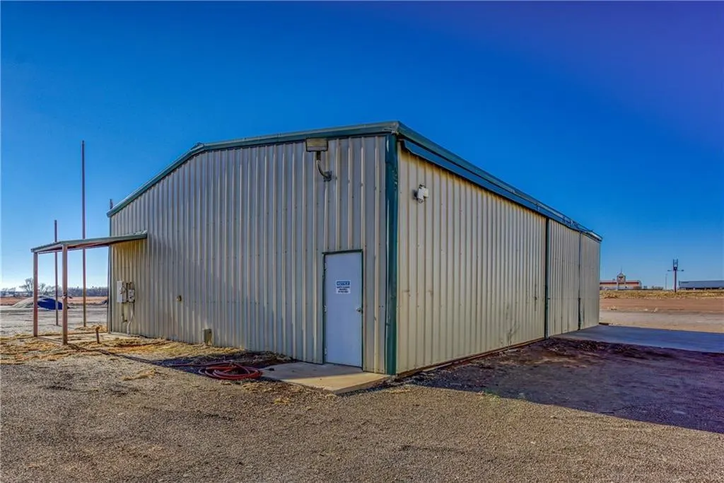 Photo 20 — 701 S Eastern, Elk City, OK 73644