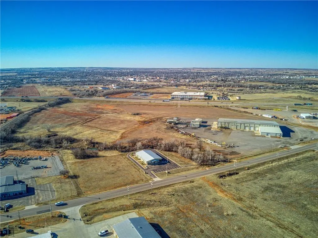 Photo 26 — 701 S Eastern, Elk City, OK 73644