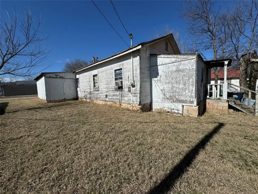 Photo 20 — 306 N 8th Street, Seminole, OK 74868