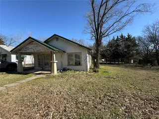 Sold home at 1416 Foster Avenue