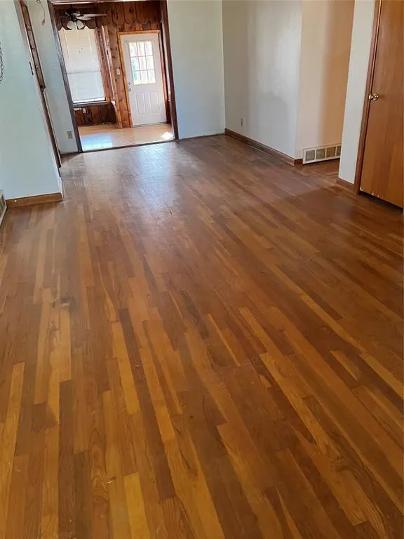 Photo 9 — 1800 Sunset Drive, Altus, OK 73521
