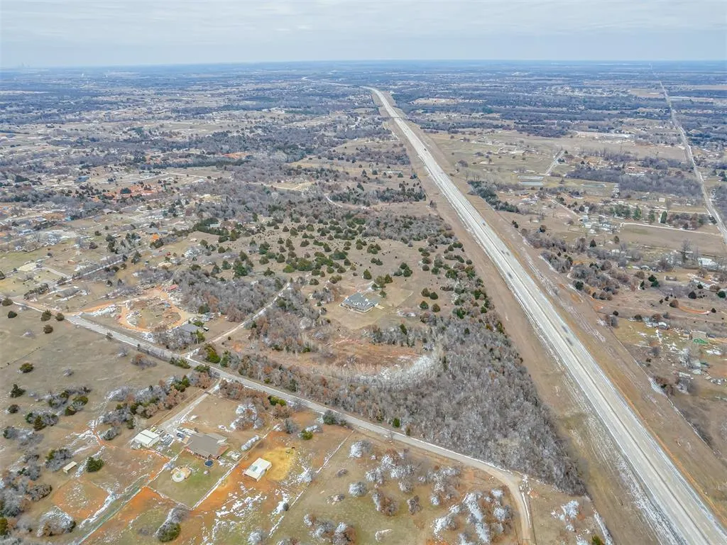 Photo 8 — 1075 S Morgan Road, Blanchard, OK 73010