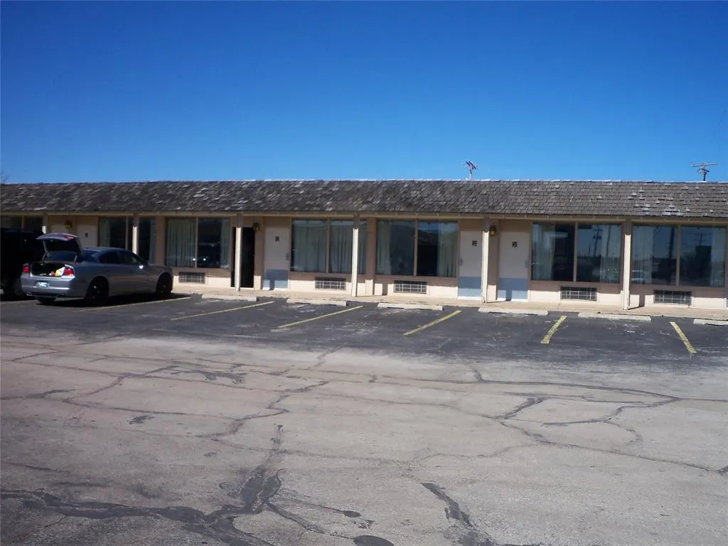 Photo 3 — Address unavailable, Purcell, OK 73080
