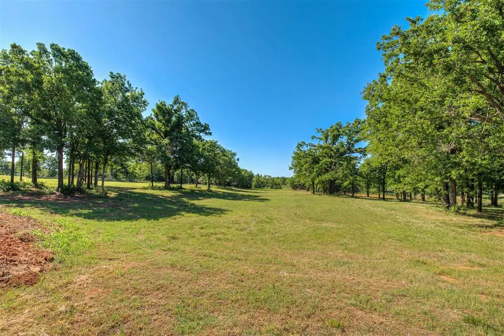 Front exterior — 9162 Creek View Road, Guthrie, OK 73044