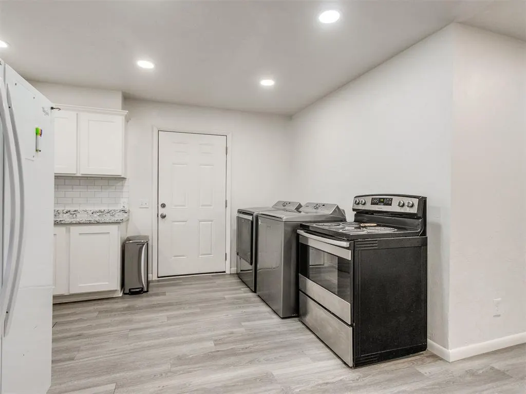 Photo 19 — 212 E Oklahoma Avenue, Kingfisher, OK 73750