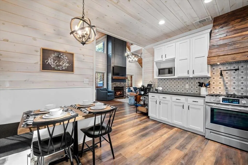 Photo 6 — 32 Campfire Court, Broken Bow, OK 74728