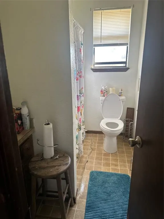 Photo 5 — 225 E 10th Street, Stonewall, OK 74871