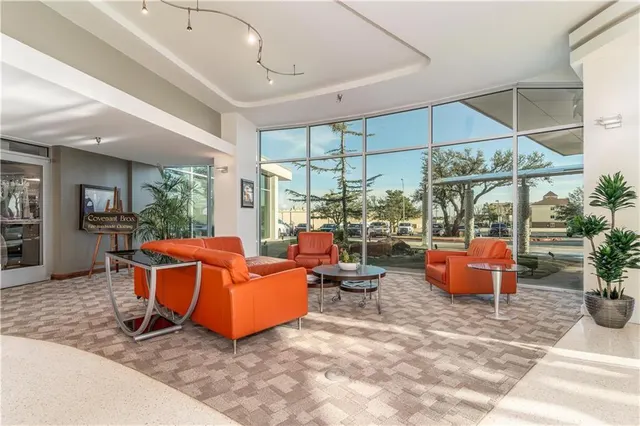 Photo 5 — 5900 Mosteller Drive 192, Oklahoma City, OK 73112
