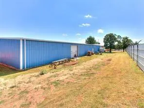 Photo 9 — 3025 N Westminster Road, Spencer, OK 73084