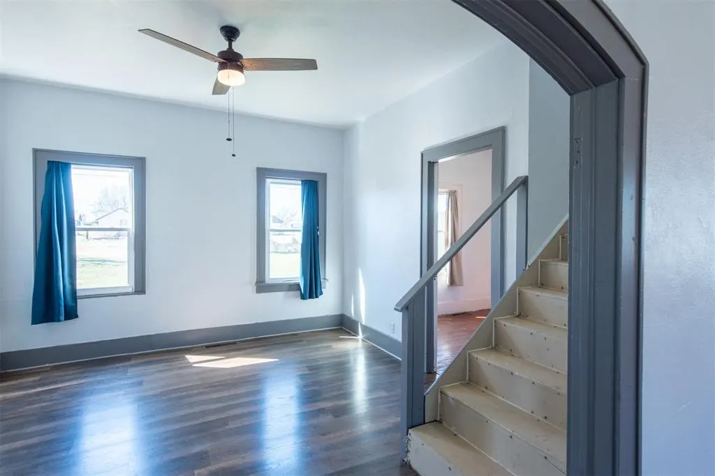 Photo 12 — 709 S Broadway, Geary, OK 73040