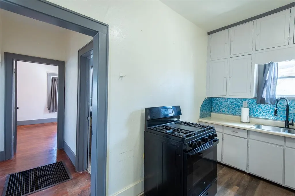 Photo 18 — 709 S Broadway, Geary, OK 73040