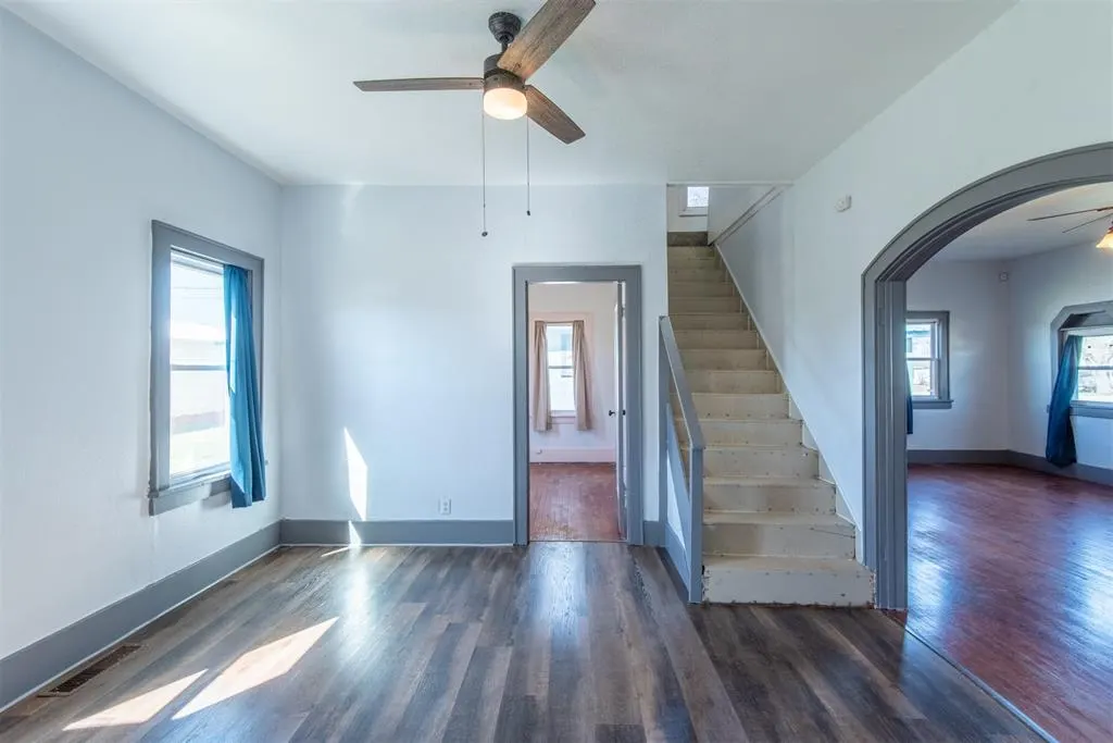 Photo 22 — 709 S Broadway, Geary, OK 73040