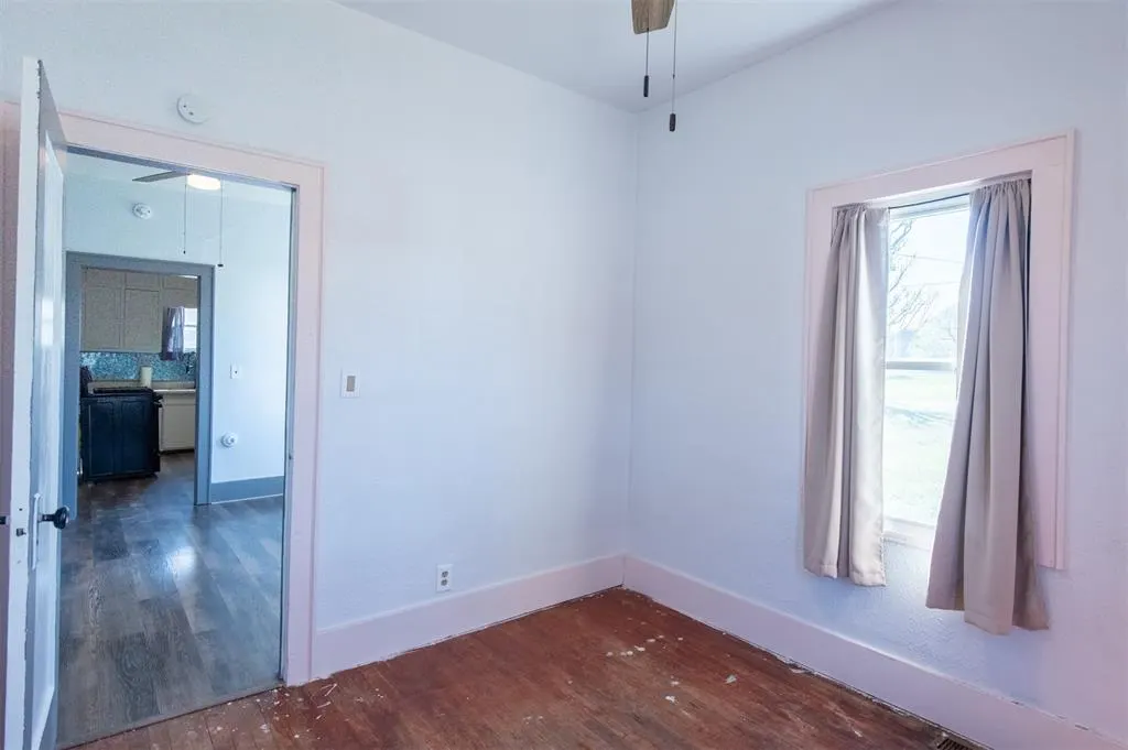 Photo 24 — 709 S Broadway, Geary, OK 73040
