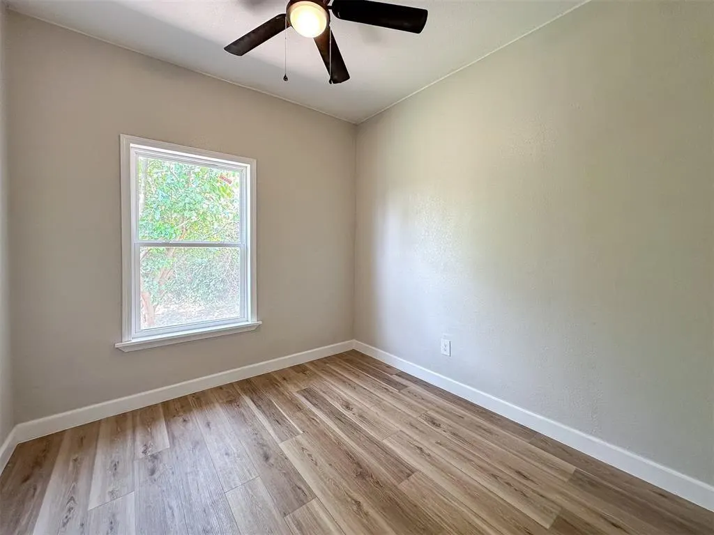 Photo 11 — 1122 W Locust Street, Shawnee, OK 74801