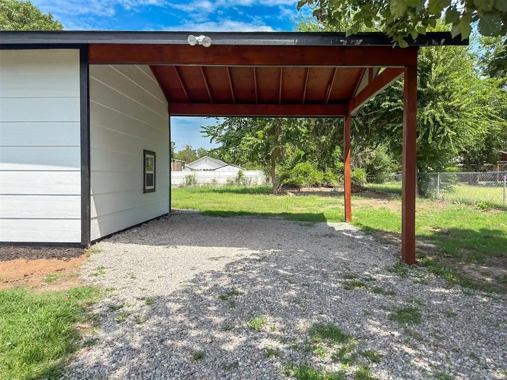 Photo 21 — 1122 W Locust Street, Shawnee, OK 74801