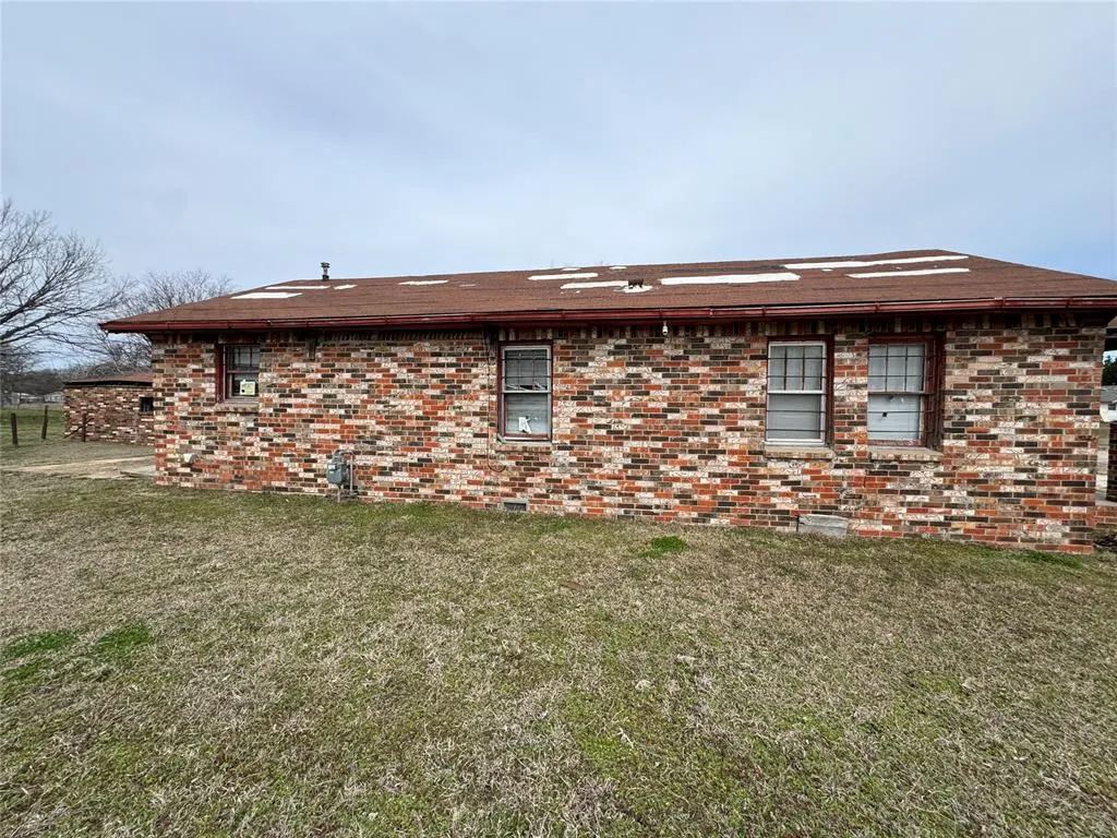 Photo 7 — 321 S Ocheese Avenue, Wewoka, OK 74884
