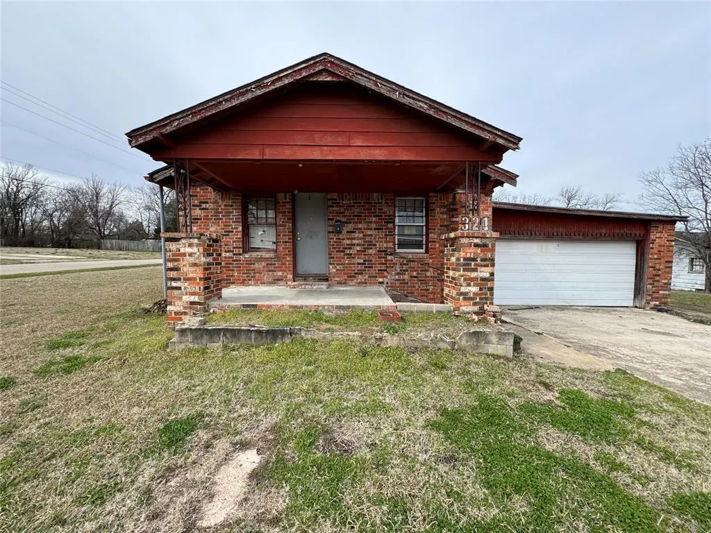 Photo 19 — 321 S Ocheese Avenue, Wewoka, OK 74884