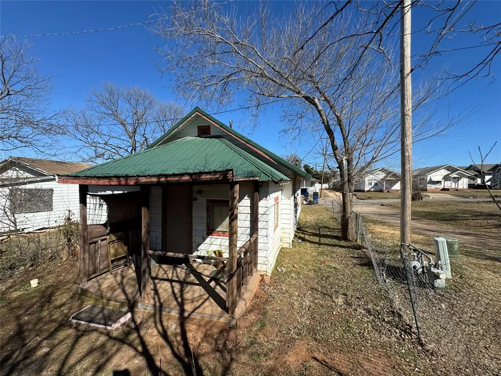 Photo 22 — 809 N Highland Street, Seminole, OK 74868