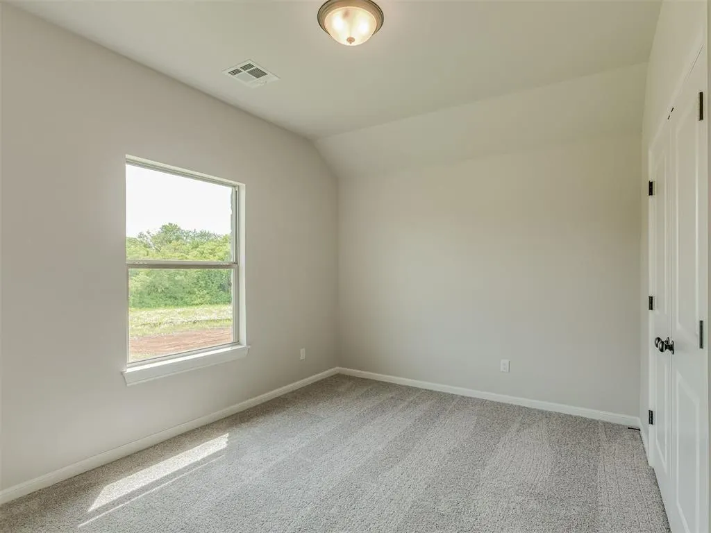 Photo 21 — 10124 Gentry Crossing, Oklahoma City, OK 73169