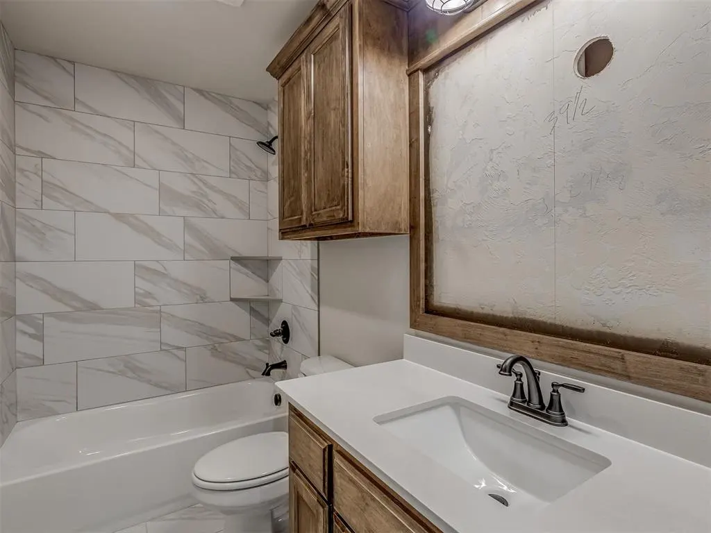 Photo 28 — 10124 Gentry Crossing, Oklahoma City, OK 73169