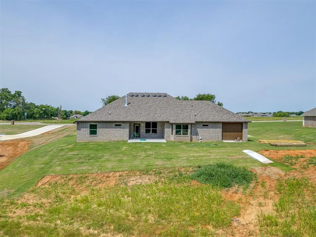 Photo 34 — 10124 Gentry Crossing, Oklahoma City, OK 73169