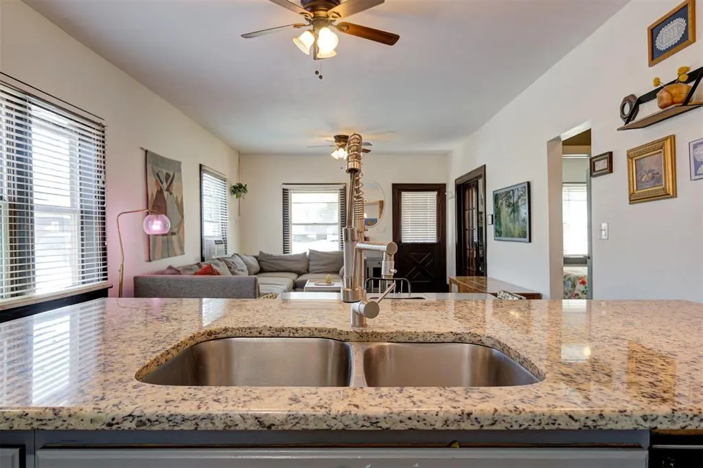 Photo 12 — 1721 NW 29th Street, Oklahoma City, OK 73106