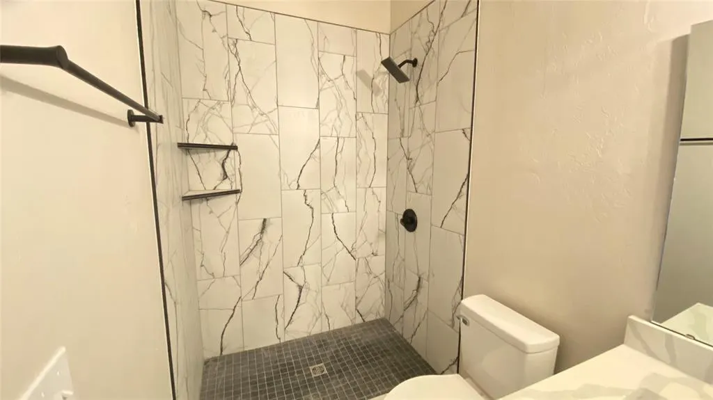Photo 43 — 129 S 8th Street, McLoud, OK 74851