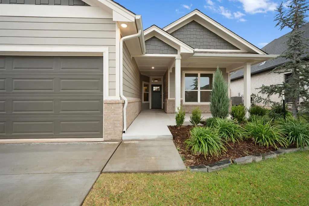Photo 4 — 4605 Bermuda Drive, Mustang, OK 73064
