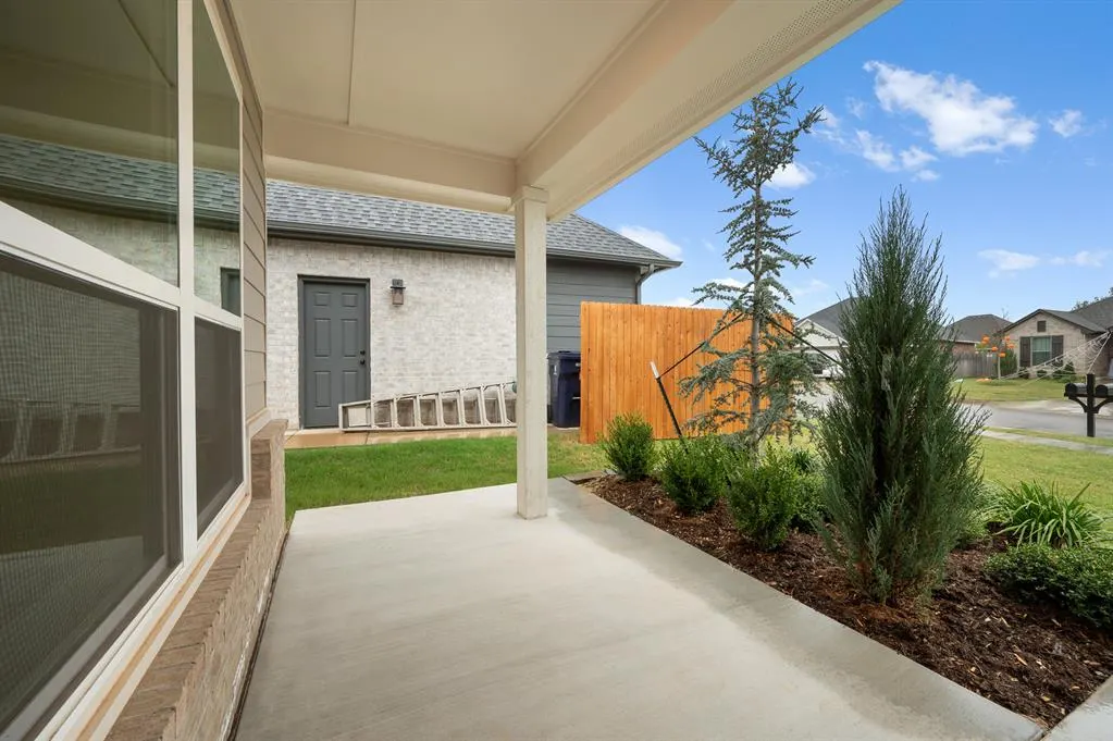 Photo 6 — 4605 Bermuda Drive, Mustang, OK 73064