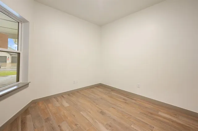 Photo 8 — 4605 Bermuda Drive, Mustang, OK 73064
