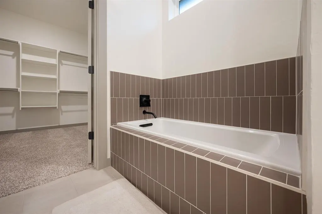 Photo 39 — 4605 Bermuda Drive, Mustang, OK 73064