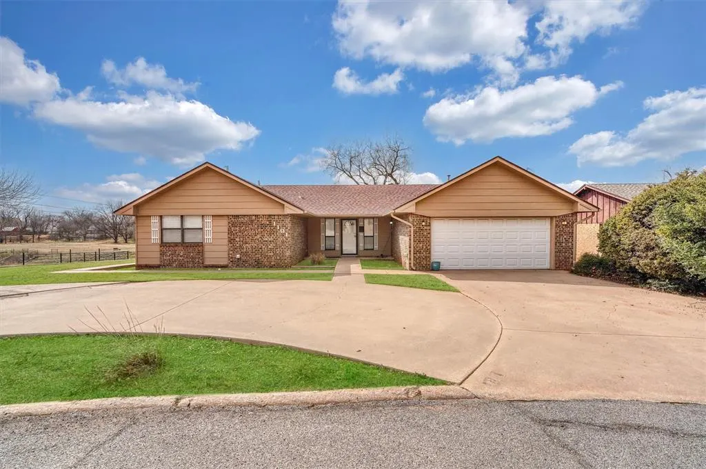 Front exterior — 1101 Colorado Avenue, Elk City, OK 73644