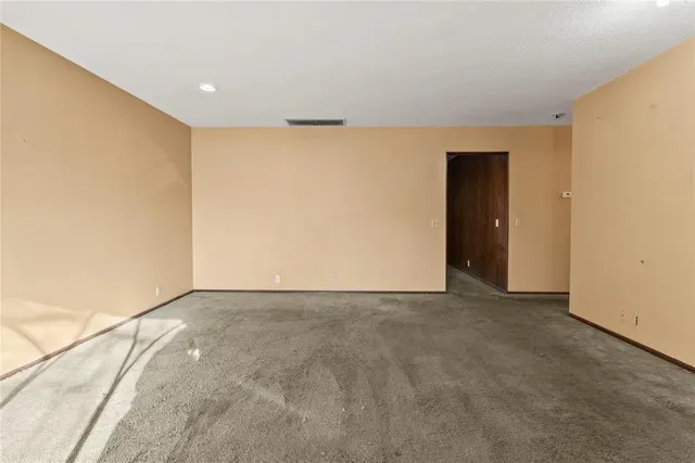 Photo 4 — 1230 N Indiana Street, Weatherford, OK 73096