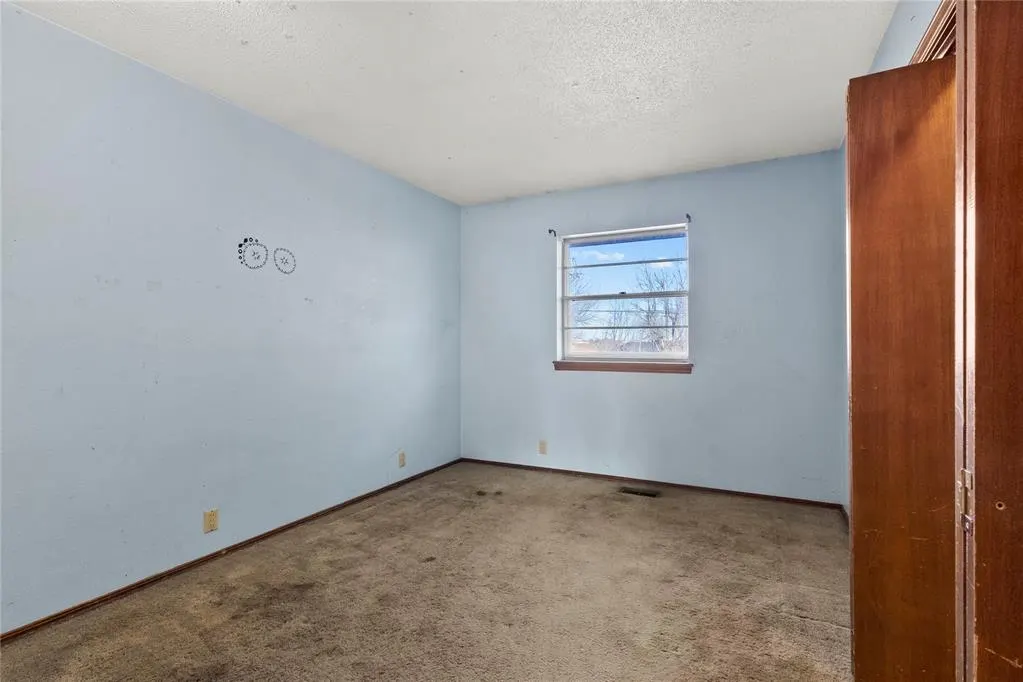 Photo 14 — 1230 N Indiana Street, Weatherford, OK 73096