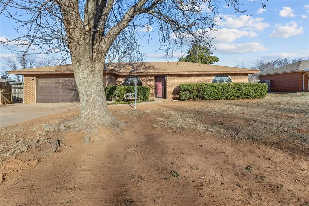 Photo 21 — 1230 N Indiana Street, Weatherford, OK 73096