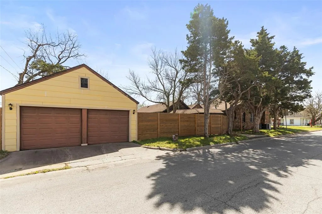 Photo 35 — 1227 NW 92nd Street, Oklahoma City, OK 73114