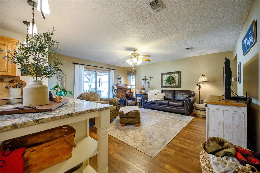 Photo 15 — 908 Circle Drive, Broken Bow, OK 74728